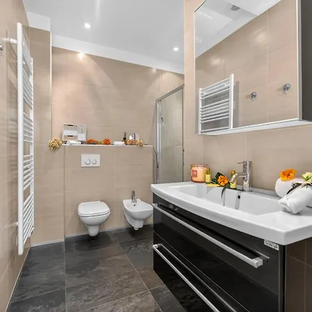 Le Malte - Splendide 2 Pieces Dans Palace - Carre D'or Apartment Menton
